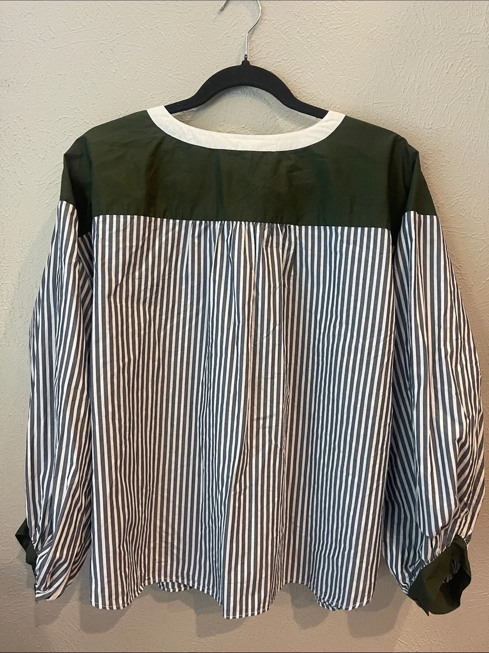 LOFT Grey Stripe Split-Neck top with Olive Yoke. Women’s size large.
